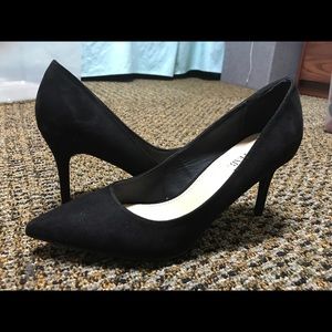 💥PRICE DROP💥Soft Black Pointed Toe Pump Heels